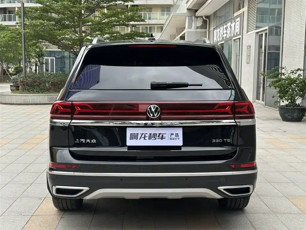 Volkswagen Teramont 2023 330TSI FWD Premium Luxury Edition фото 16