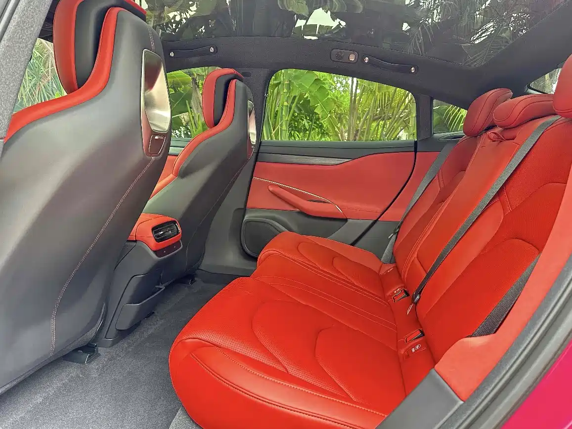 Xiaomi Auto Xiaomi SU7 2024 RWD Long Range Intelligent Driving Edition фото 19