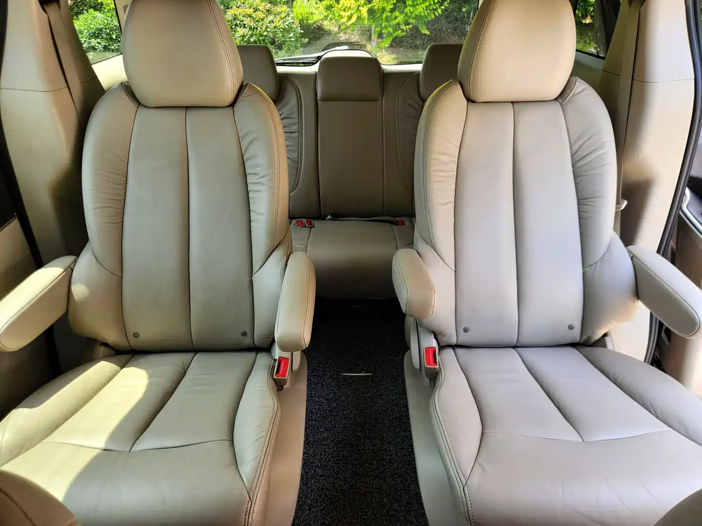 Buick GL8 2015 2.4L Luxury Business Exclusive Edition фото 22