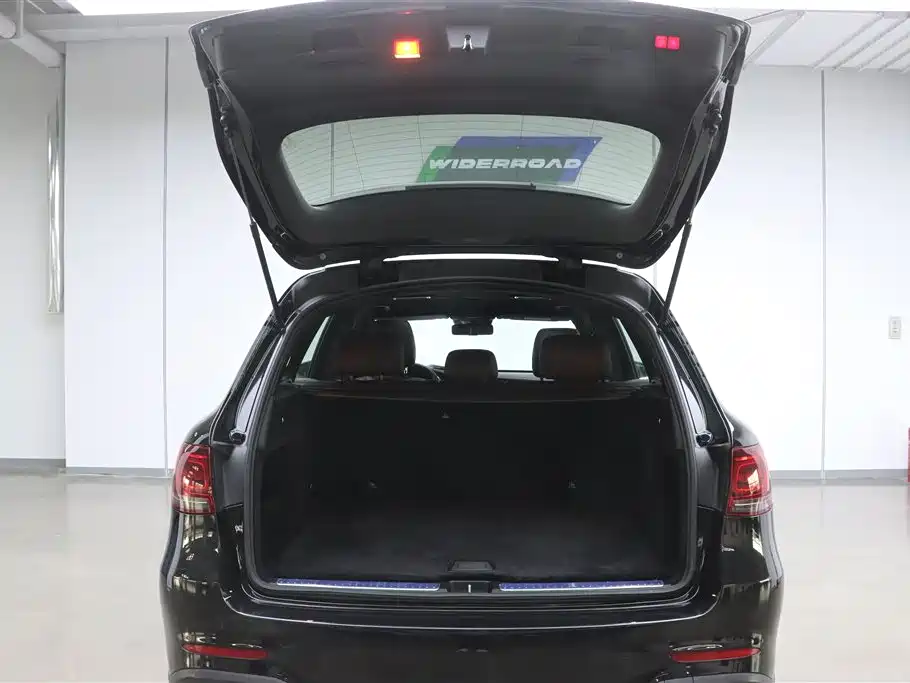 Mercedes-Benz GLC 2020 GLC 300 L 4MATIC Dynamic фото 30