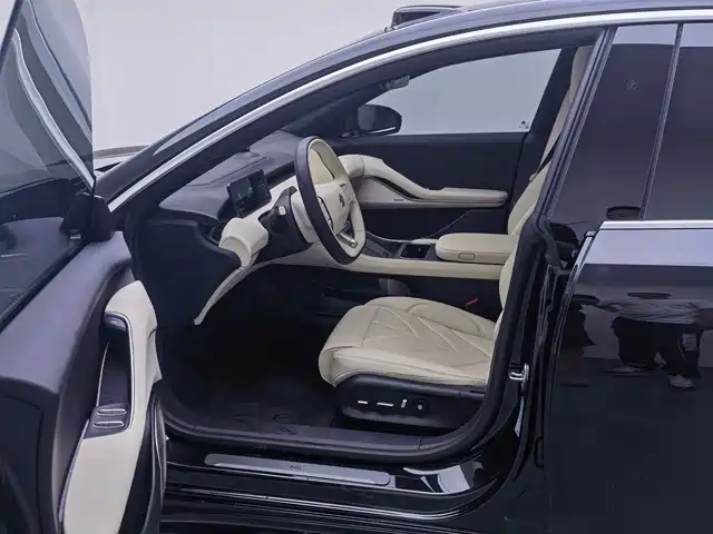 NIO ET5T 2026 2025 75kWh Touring