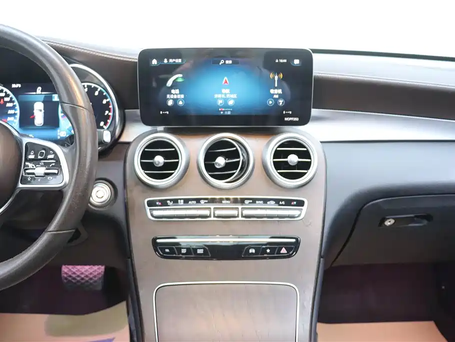 Mercedes-Benz GLC 2020 GLC 300 L 4MATIC Dynamic фото 26