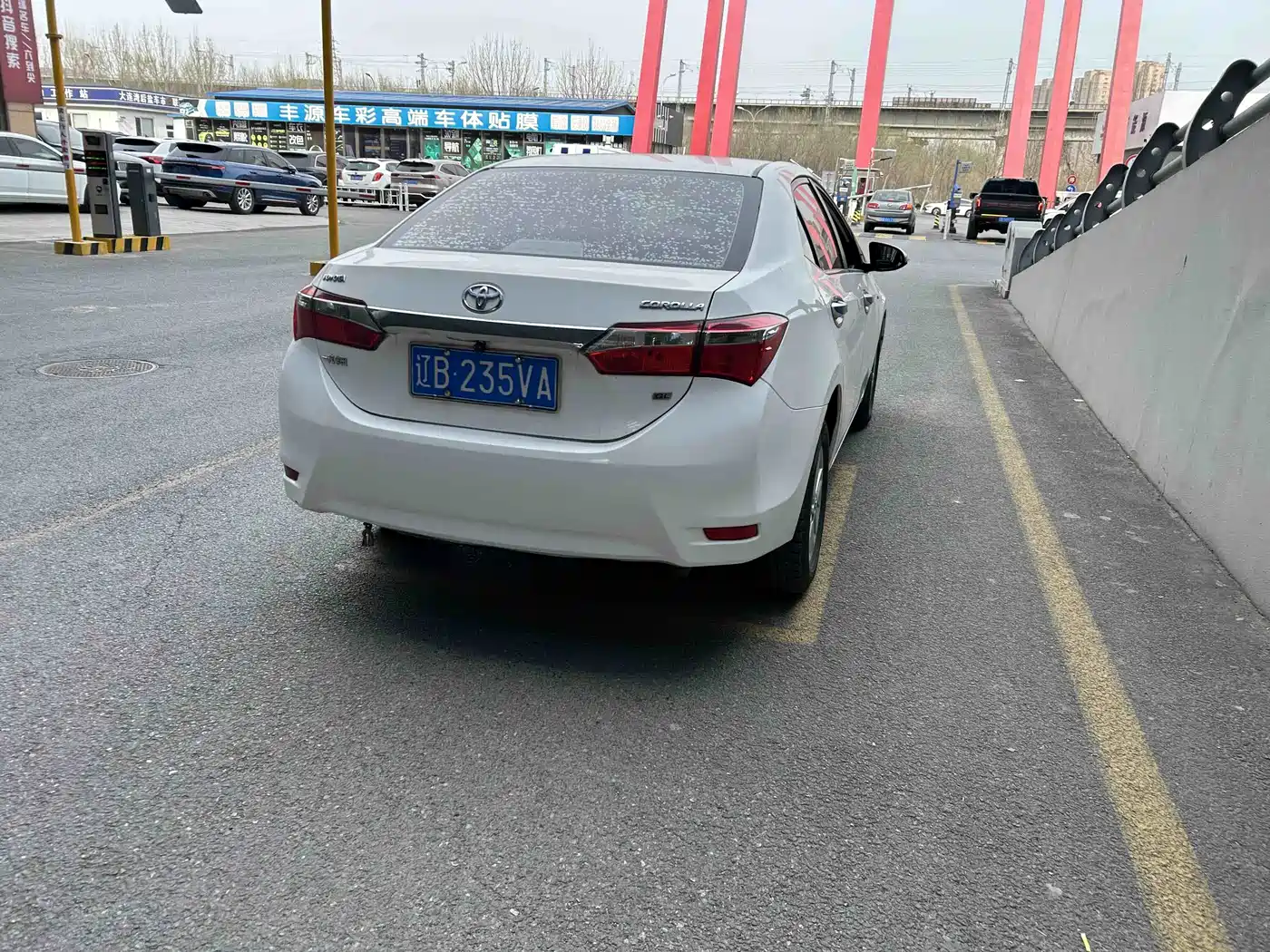 Toyota Corolla 2017 Facelift 1.6L S-CVT GL фото 6