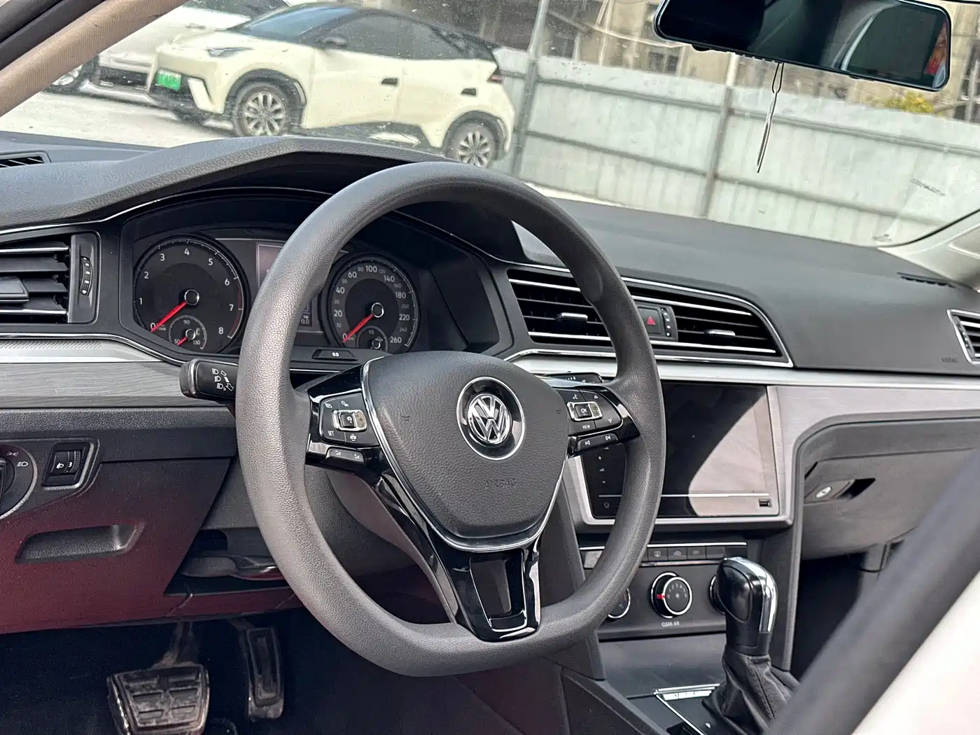 Volkswagen Lamando 2021 230TSI DSG Fashion Edition фото 17