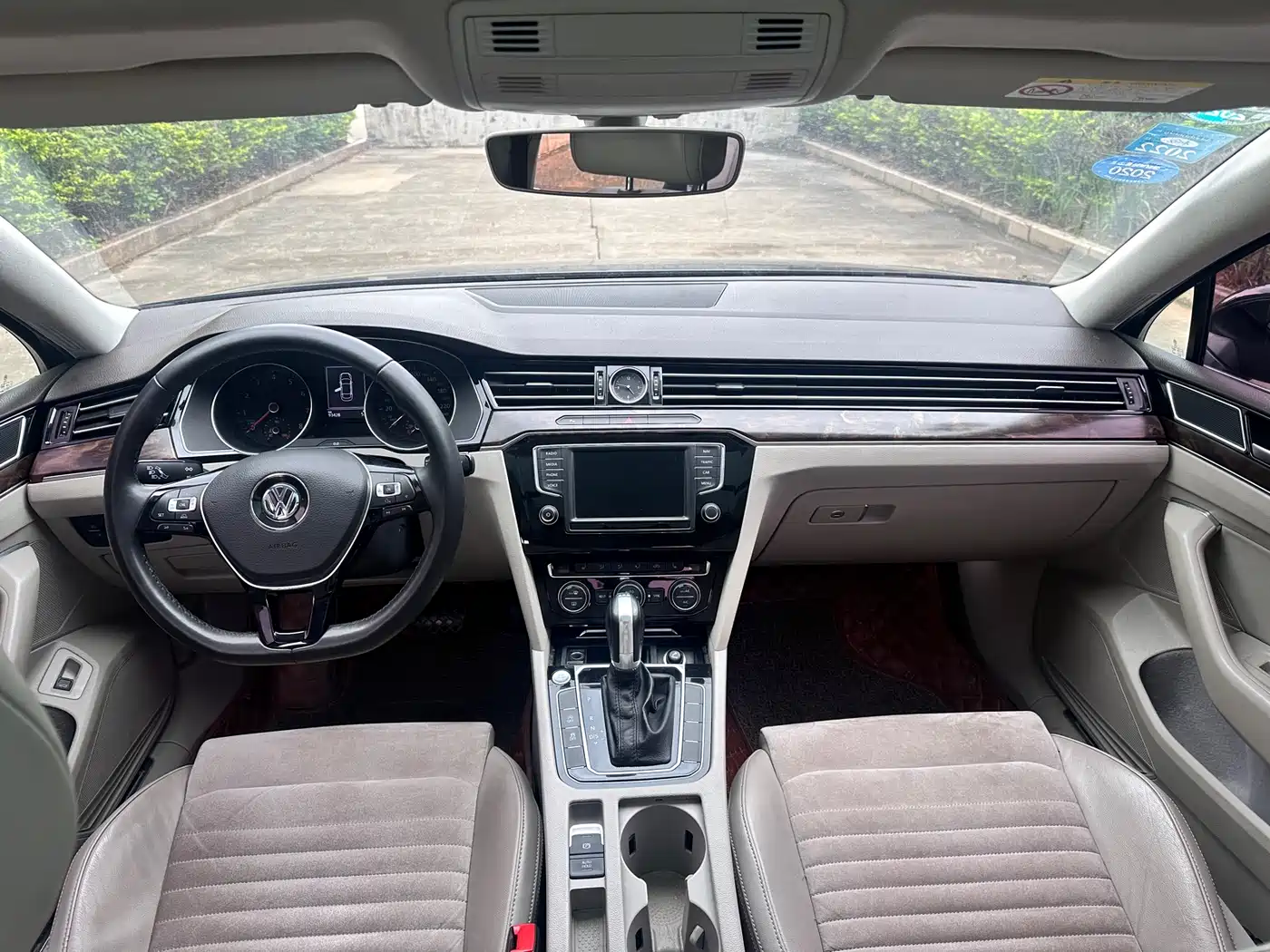 Volkswagen Magotan 2017 380TSI DSG Luxury фото 9