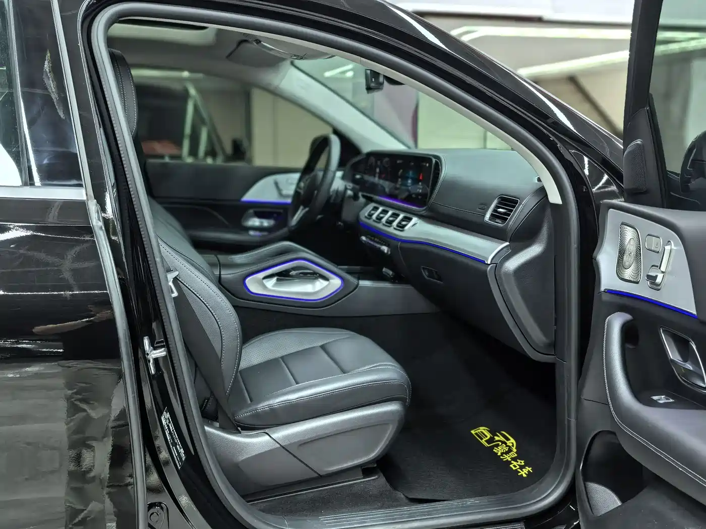 Mercedes-Benz GLE Coupe 2020 GLE 350 4MATIC Coupe SUV Fashion фото 12