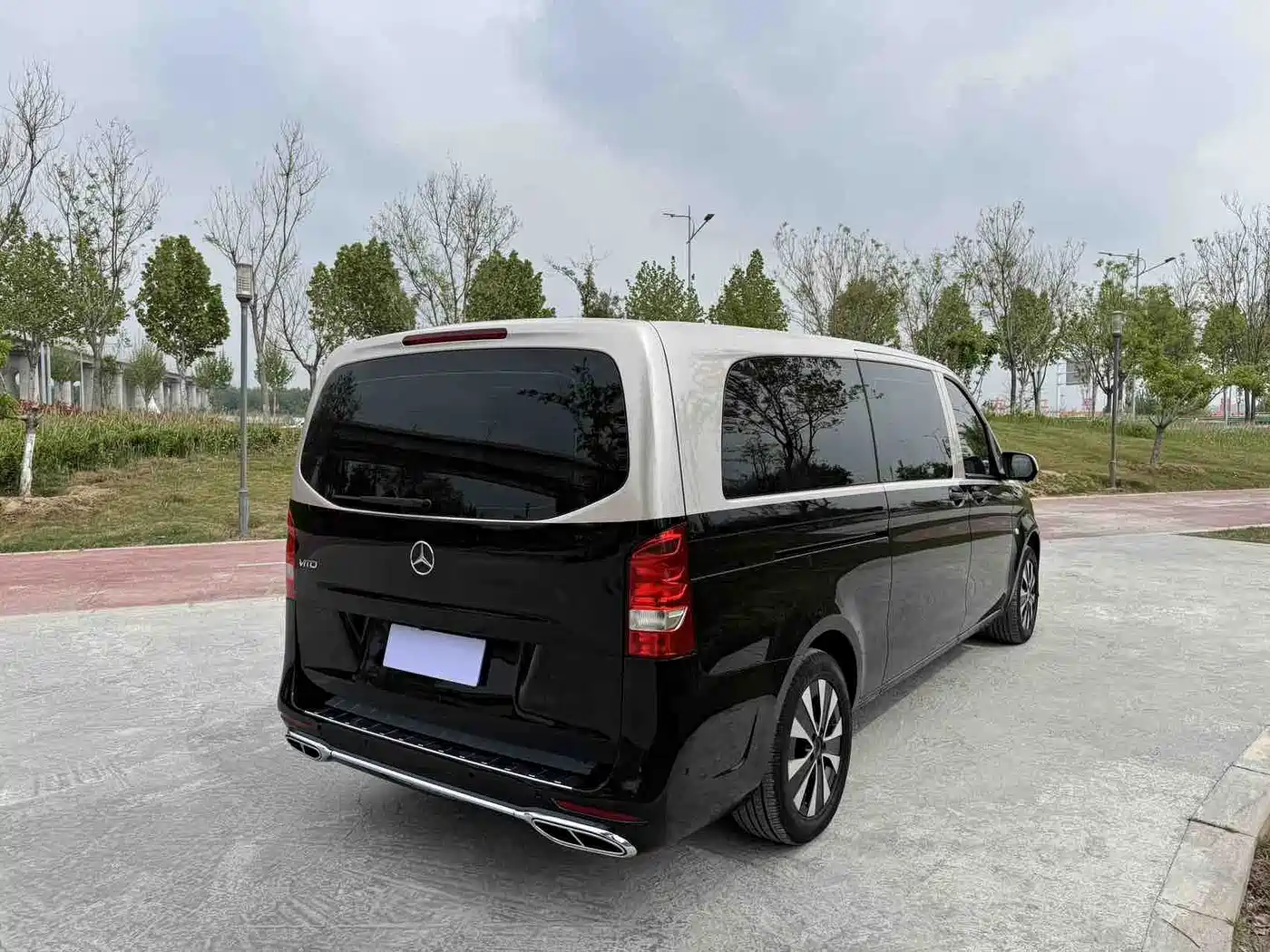 Mercedes-Benz Vito 2021 2.0T Business Edition 7-seater фото 7