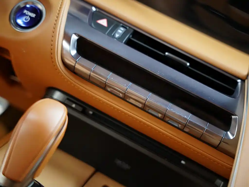 Lexus LC 2018 2018 500h Sport Edition