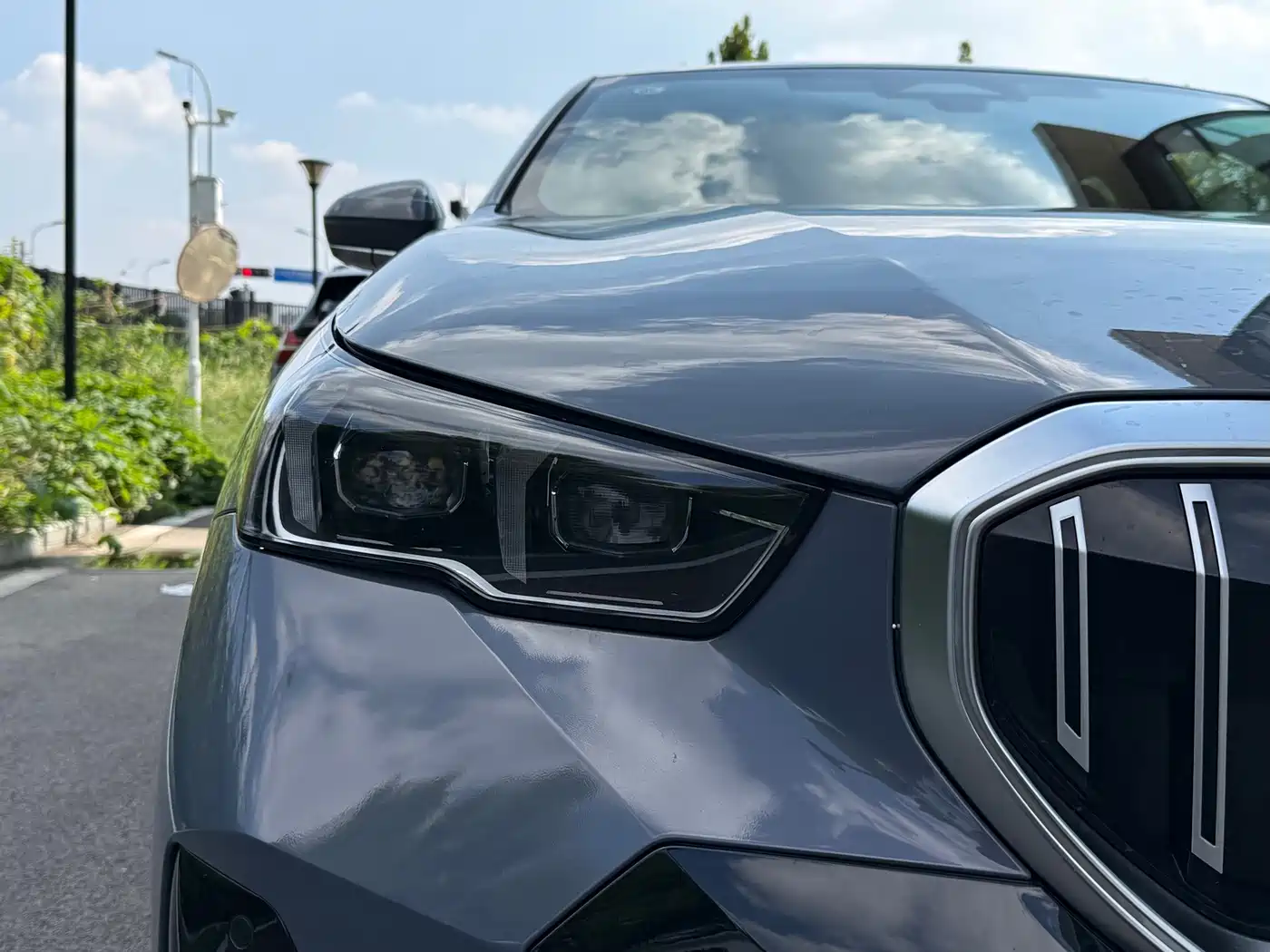 BMW i5 2024 2024 eDrive 35L Premium Model M Sport Package