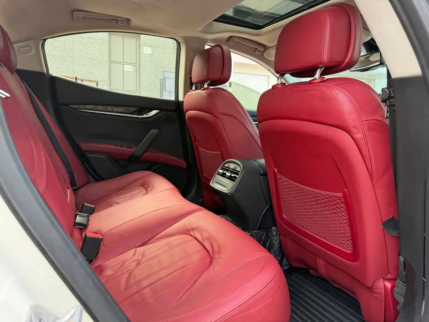 Maserati Ghibli 2015 2014 3.0T Standard