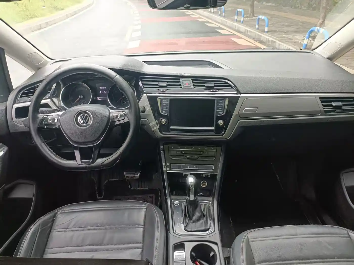 Volkswagen Touran 2021 2021 Touran L 280TSI DSG Cross Edition 7-seater