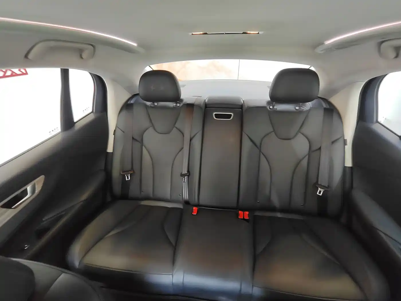 Hongqi E-QM5 2023 560km PLUS фото 21