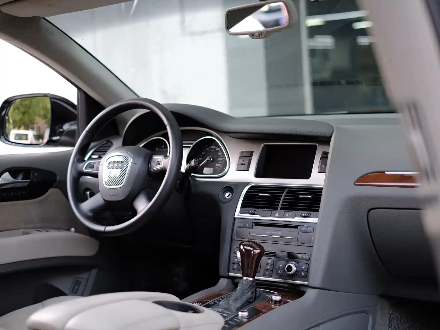 Фото 50 - Audi Q7