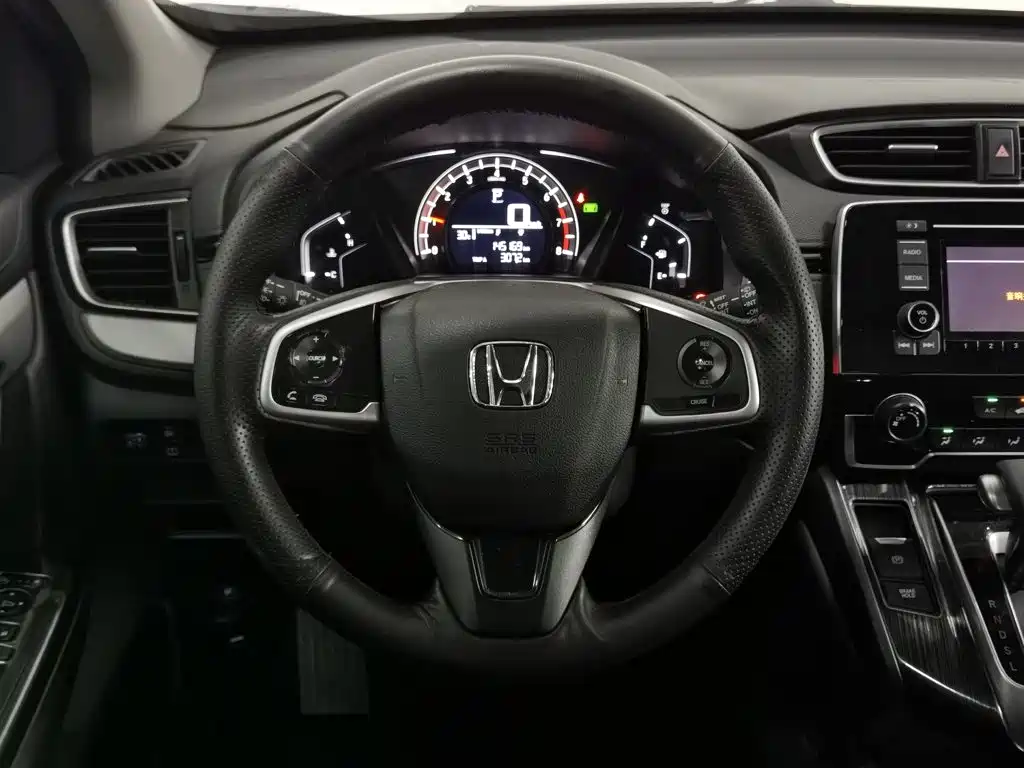 Фото 11 - Honda CR-V