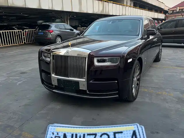 Rolls-Royce Phantom 2018 6.7T Long Wheelbase Version