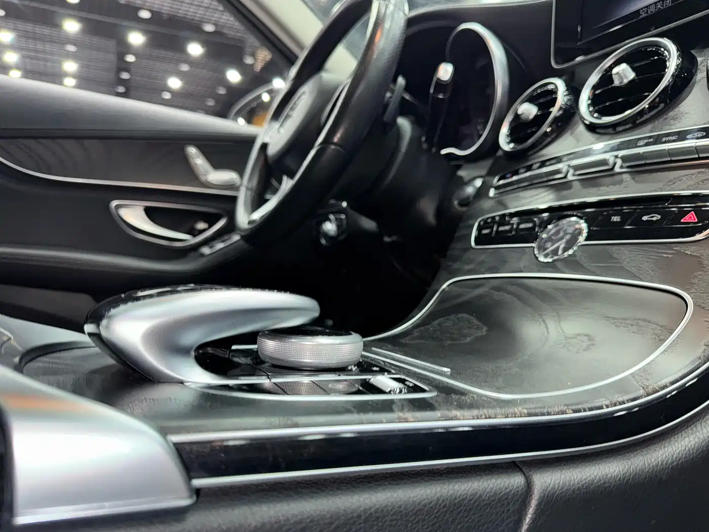 Mercedes-Benz C-Class 2017 Facelift C 180 L Fashion Sport Edition фото 13