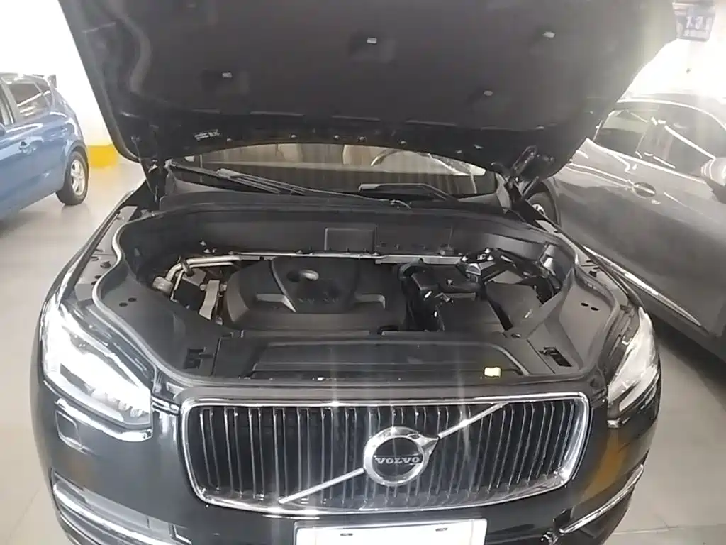 Photo 20 - Volvo XC90