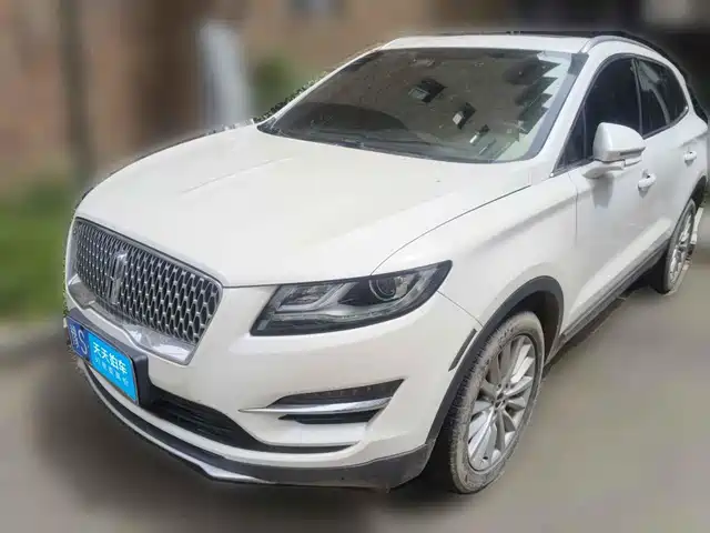 Lincoln MKC 2019