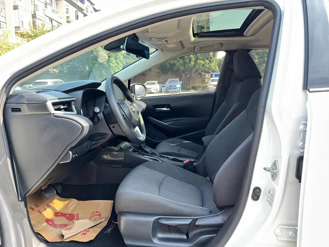 Toyota Corolla 2019 1.2T S-CVT GL-i Elite Edition фото 8