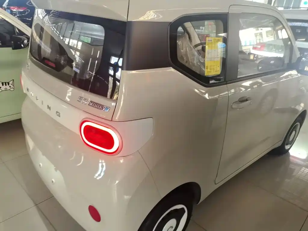Wuling Motors Hongguang MINIEV 2026 2024 3rd Generation 215km Youth Edition