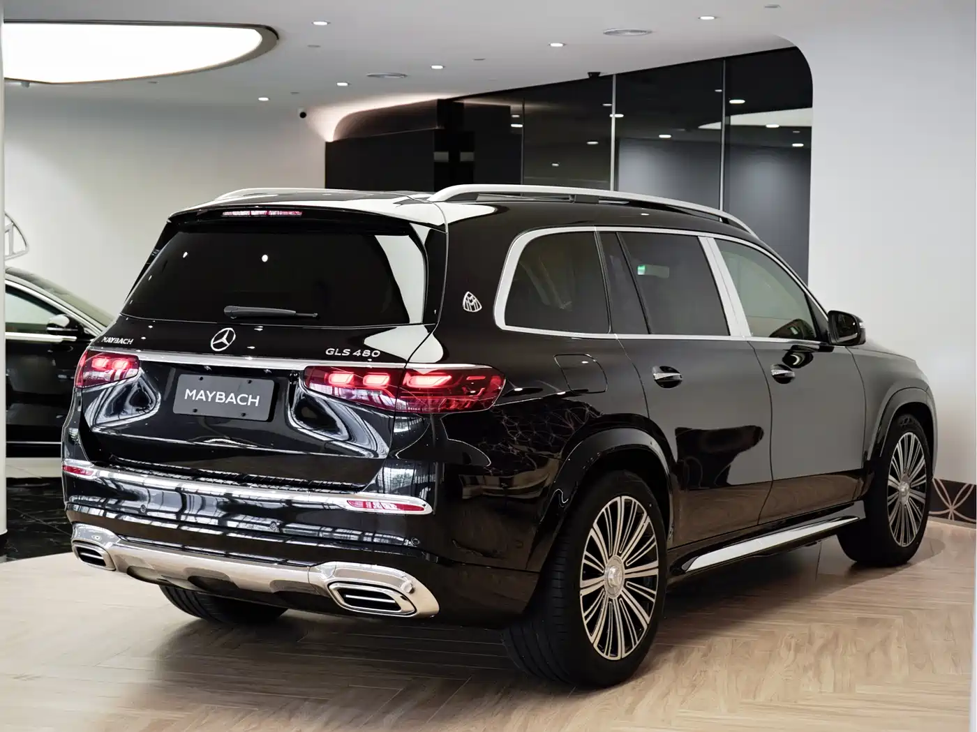 Mercedes-Benz Maybach GLS 2026 GLS 480 4MATIC Liyi Edition фото 3