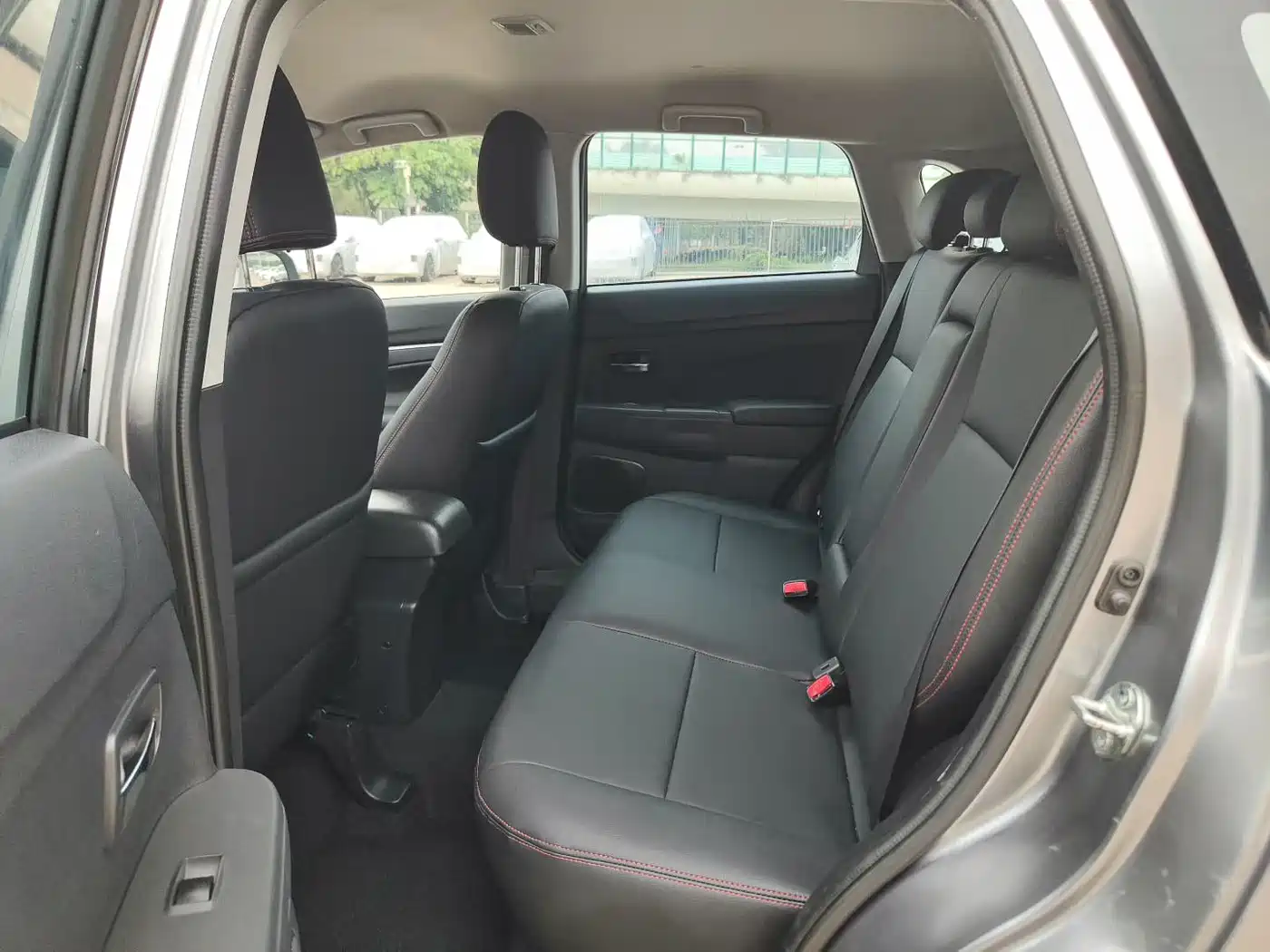 Mitsubishi ASX 2013 1.6L Manual 2WD Standard фото 6