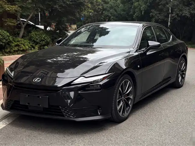 Lexus ES 2026