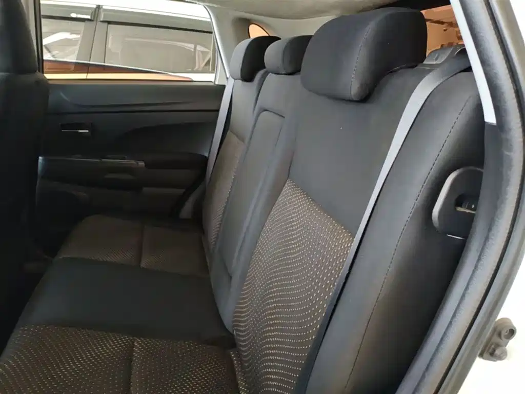 Mitsubishi ASX 2013 2.0L CVT 2WD Elite фото 17