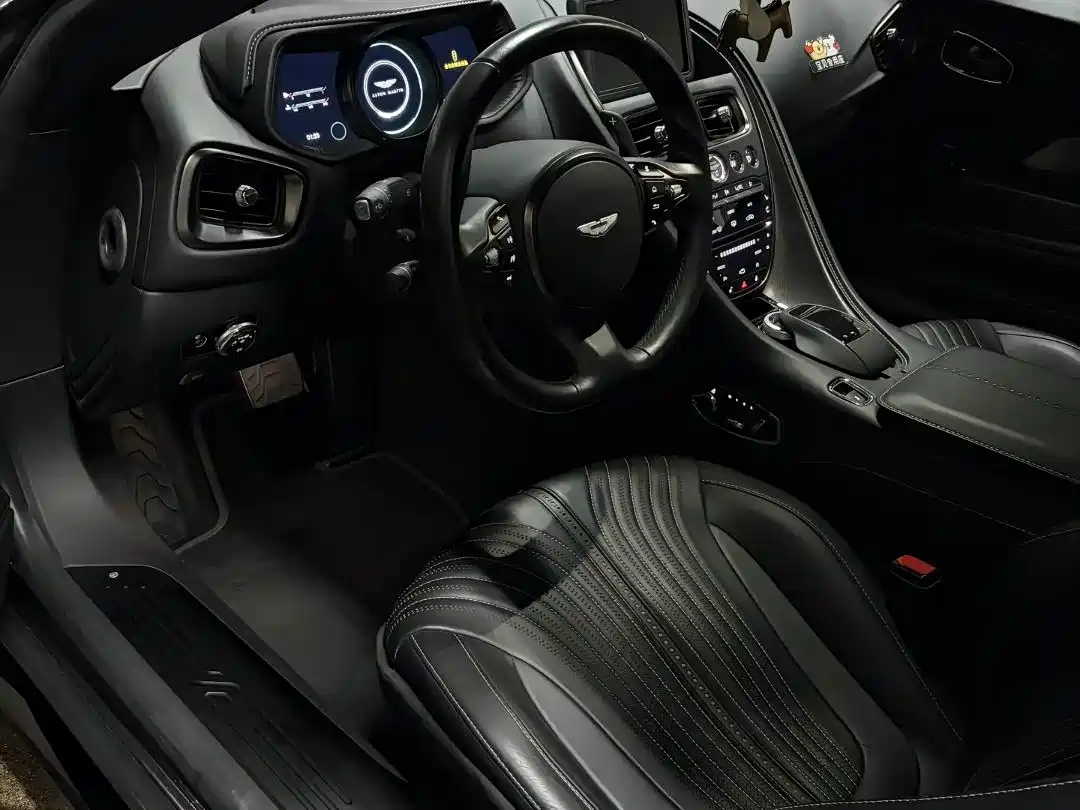 Aston Martin DB11 2019 2019 Model 4.0T V8 Coupe