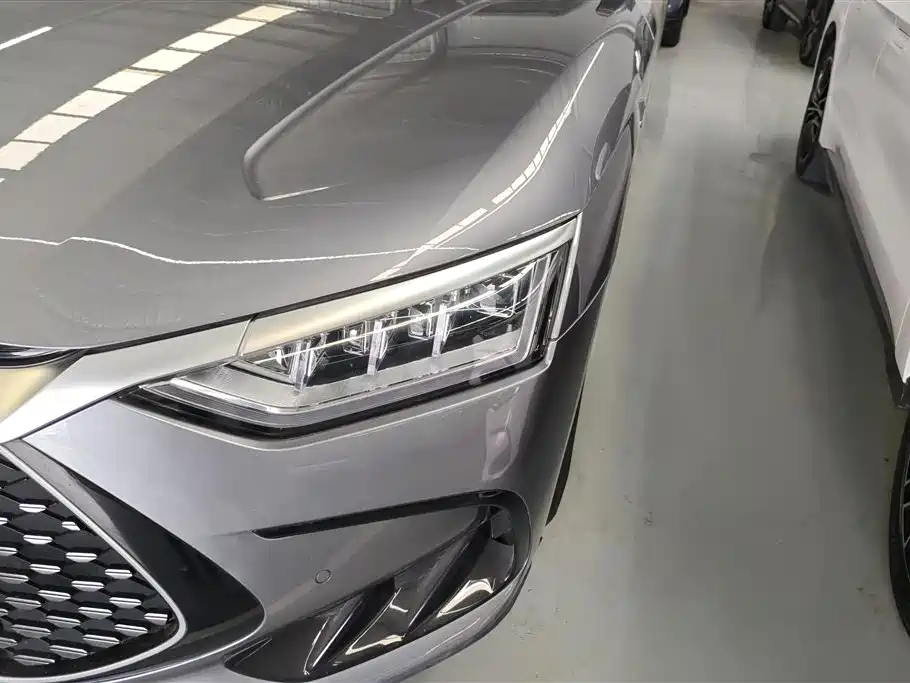 BYD Han 2024 DM-i Glory Edition 121KM Premium фото 5