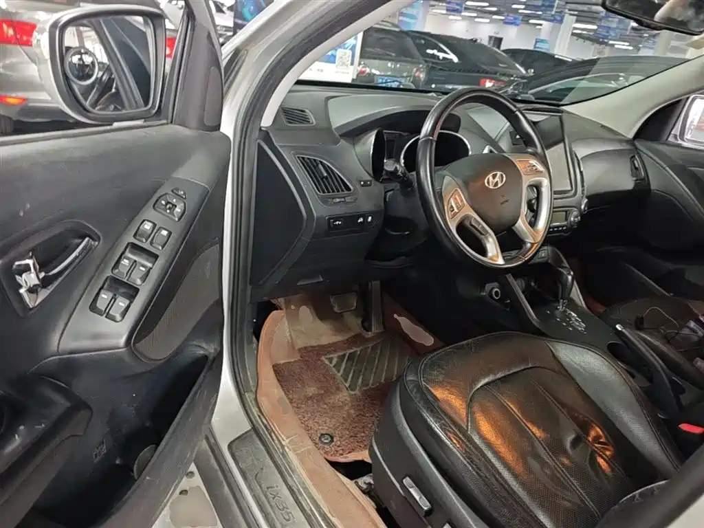Hyundai Beijing Hyundai ix35 2013 2.0L Automatic 2WD Leading GLX China IV фото 16