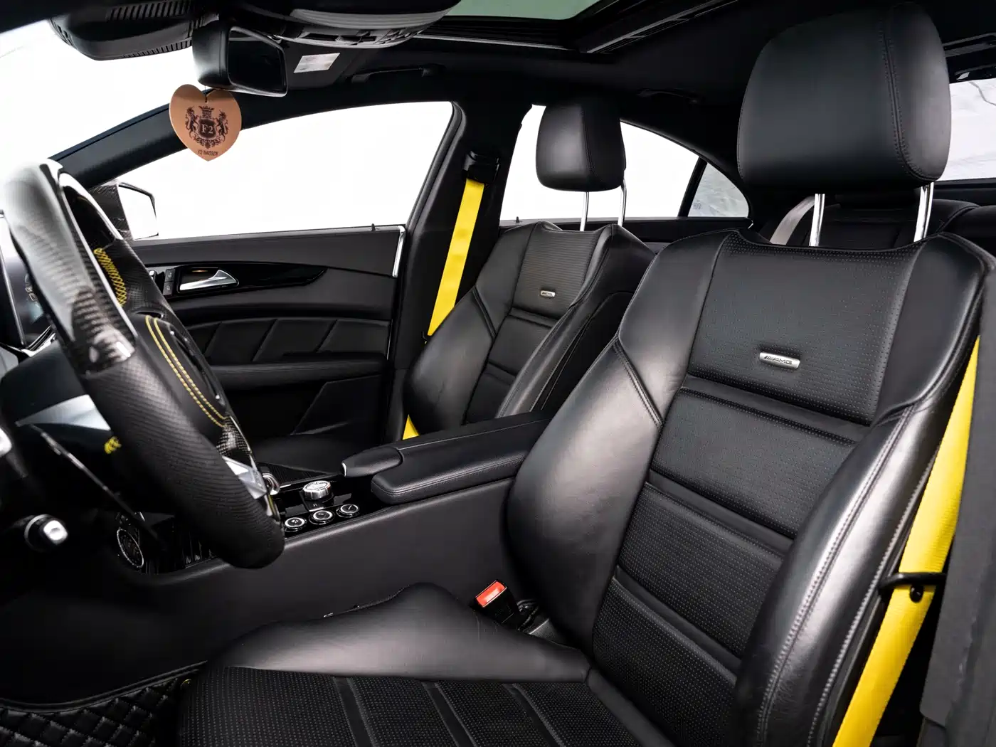 Mercedes-Benz CLS AMG 2015 AMG CLS 63 4MATIC фото 16