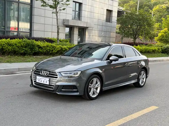 Audi A3 2020 Limousine 35 TFSI Fashion (China V)