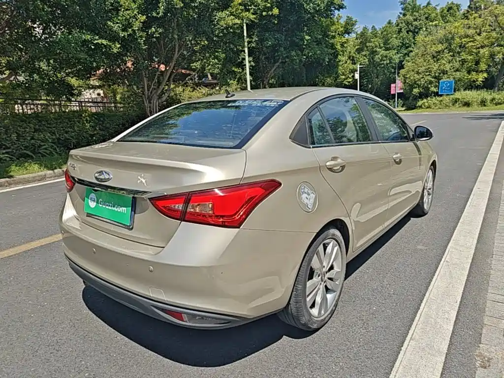 Фото 7 - Chery Arrizo 5