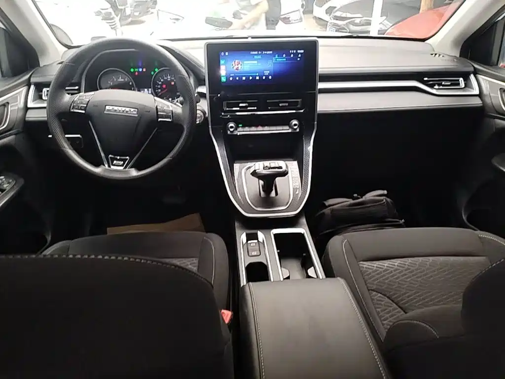 Haval M6 2024 2023 PLUS 1.5T DCT Elite Smart Connect
