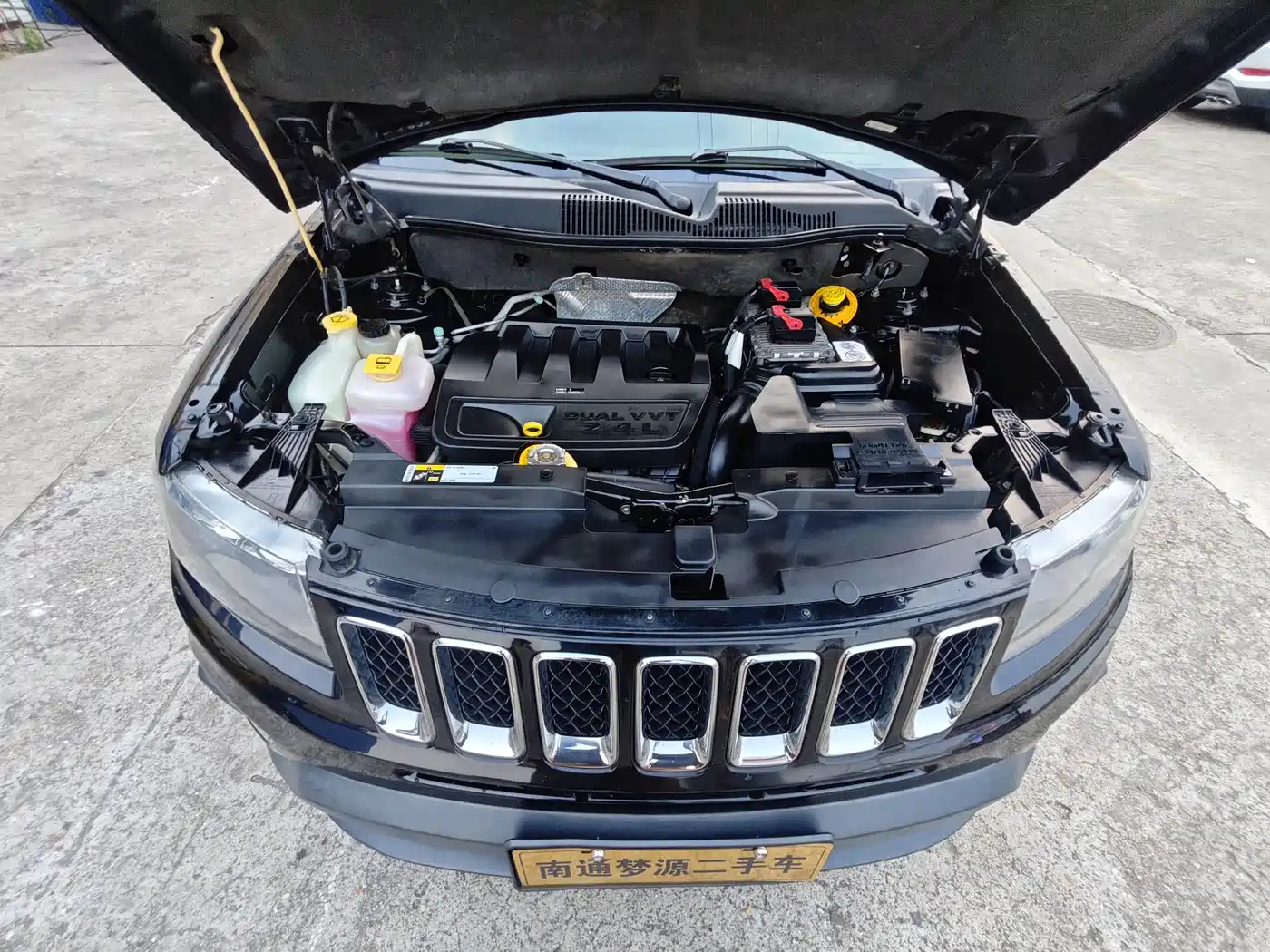 Jeep Compass (Import) 2014 2014 Facelift 2.4L 4WD Comfort Edition