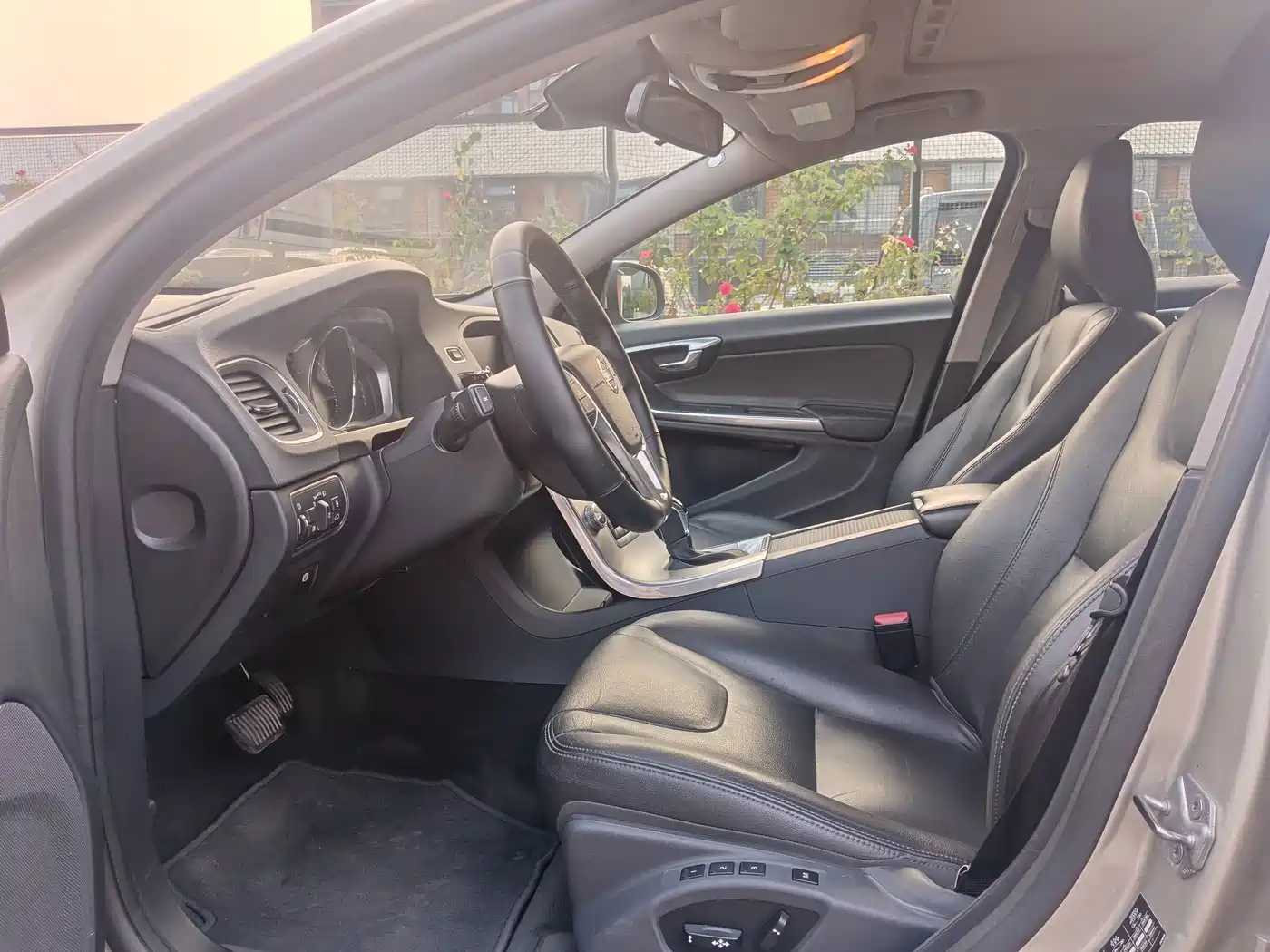 Volvo V60 2016 2017 T5 Zhi Yi Edition China V