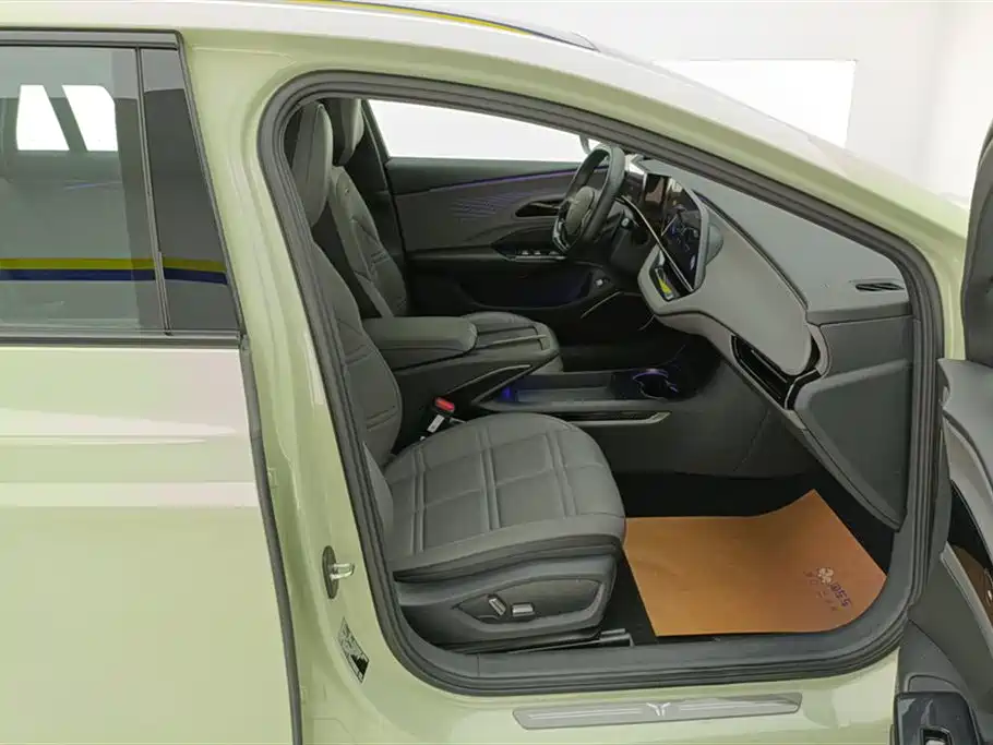 Hongqi EH7 2024 690 Pro фото 8
