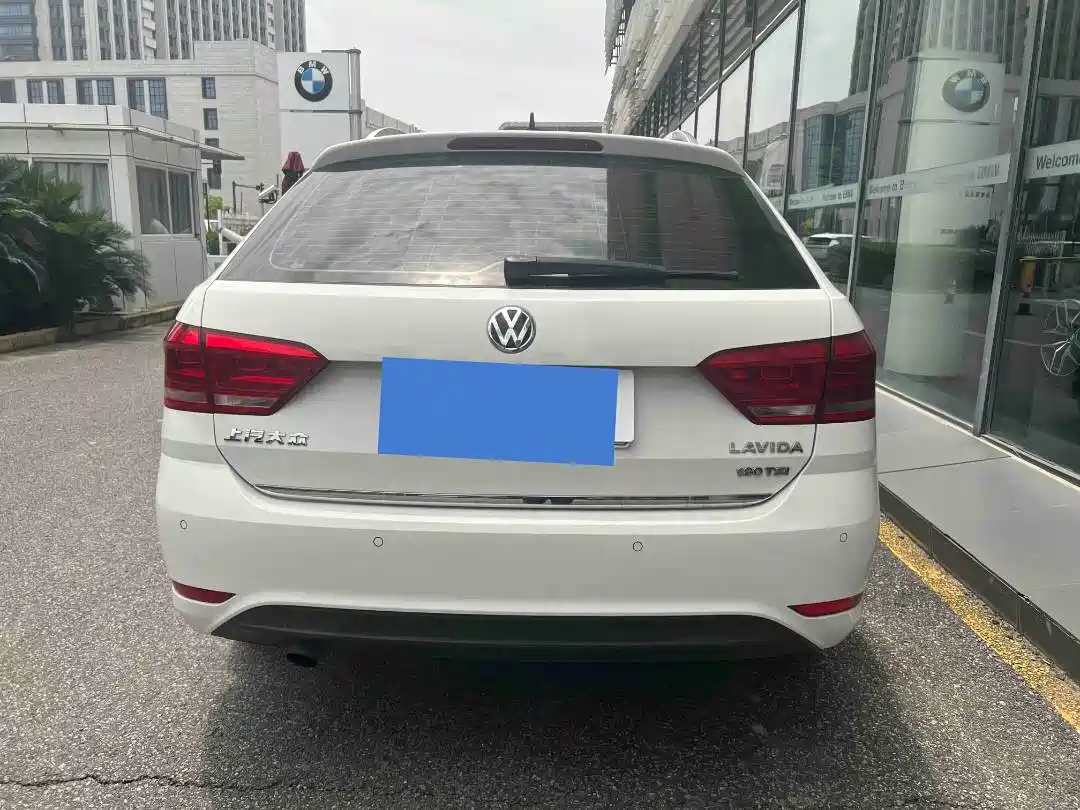 Volkswagen Lavida Tour 2018 2017 180TSI DSG Comfort Edition