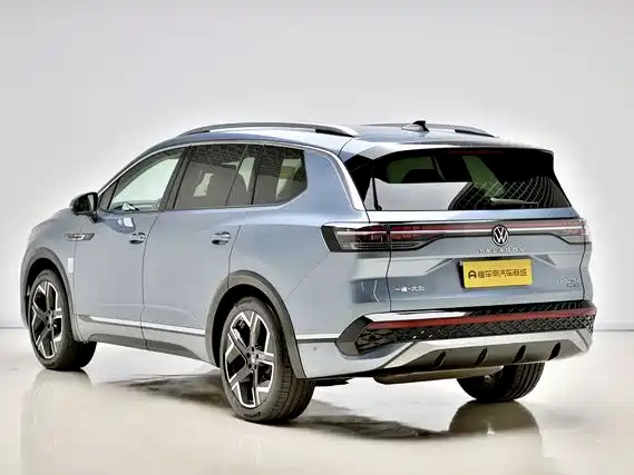 Volkswagen Talagon 2025 450TSI R-Line 6-Seater фото 4