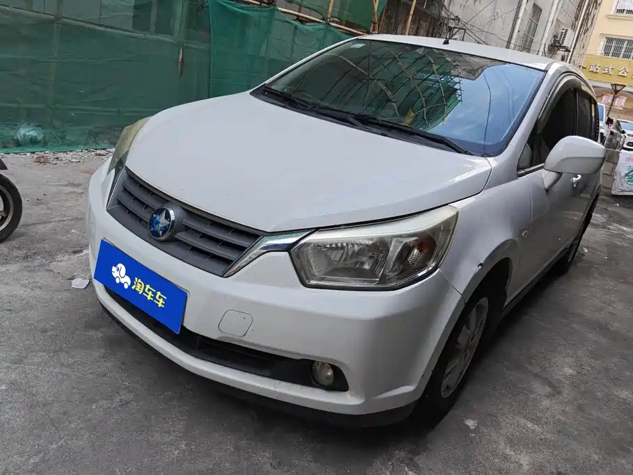 Venucia R50 2013 2013 1.6L Manual Fashion
