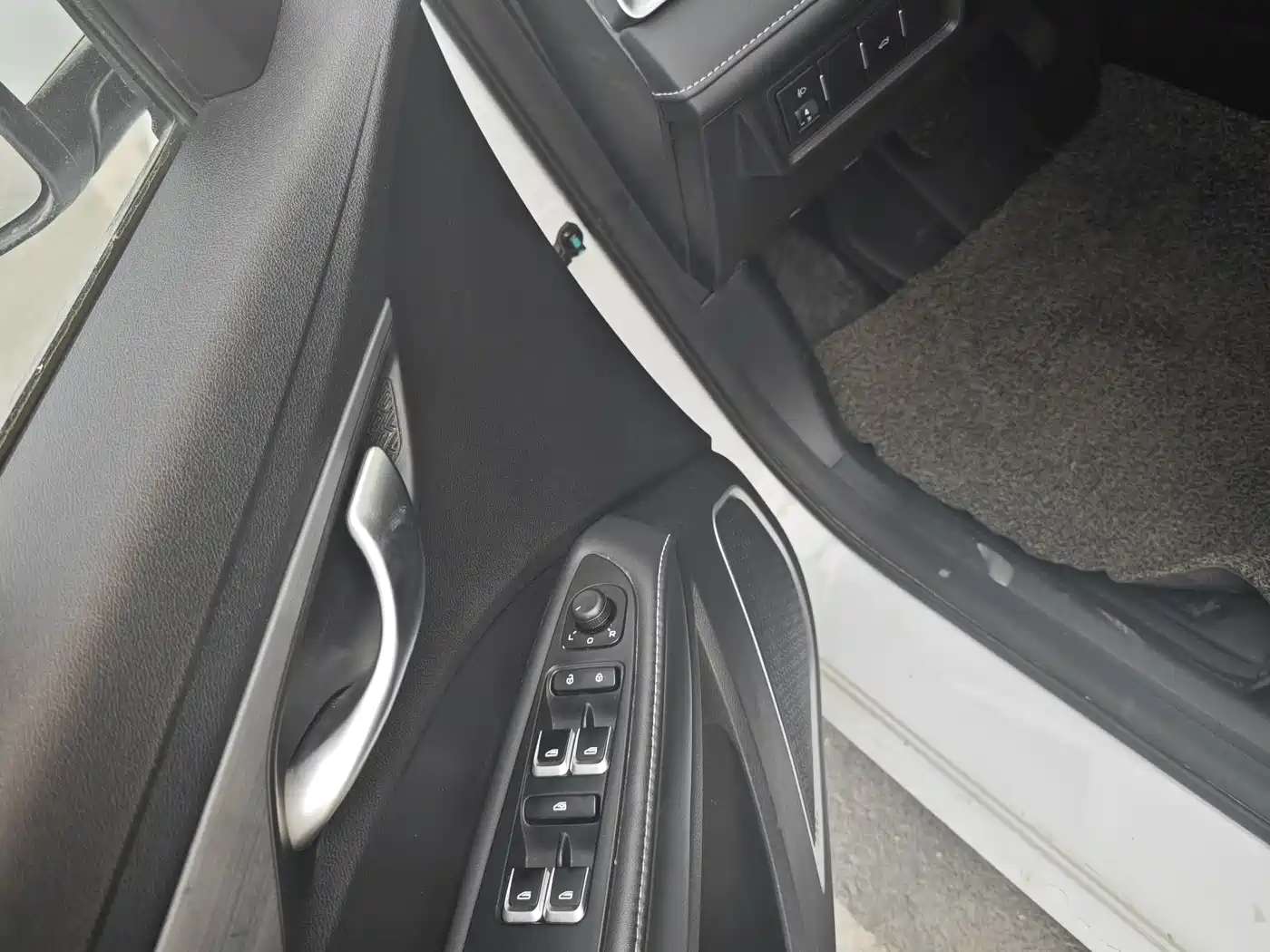 GEELY AUTOMOBILE EMGRAND