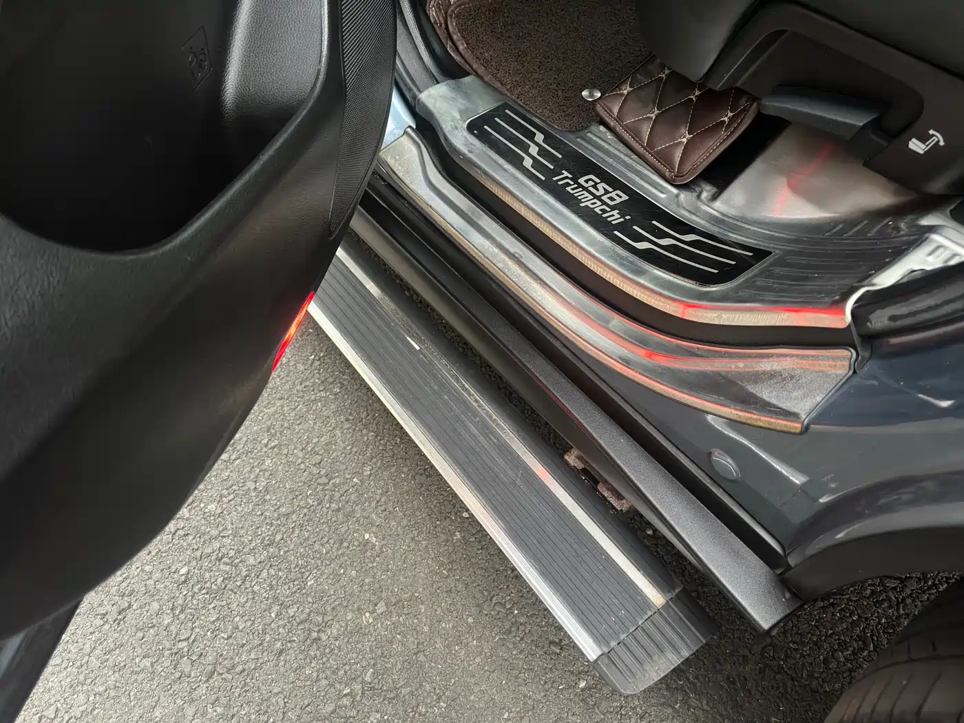 GAC Trumpchi Trumpchi GS8 2017 320T 2WD Luxury Smart Connect (7-seater) фото 14