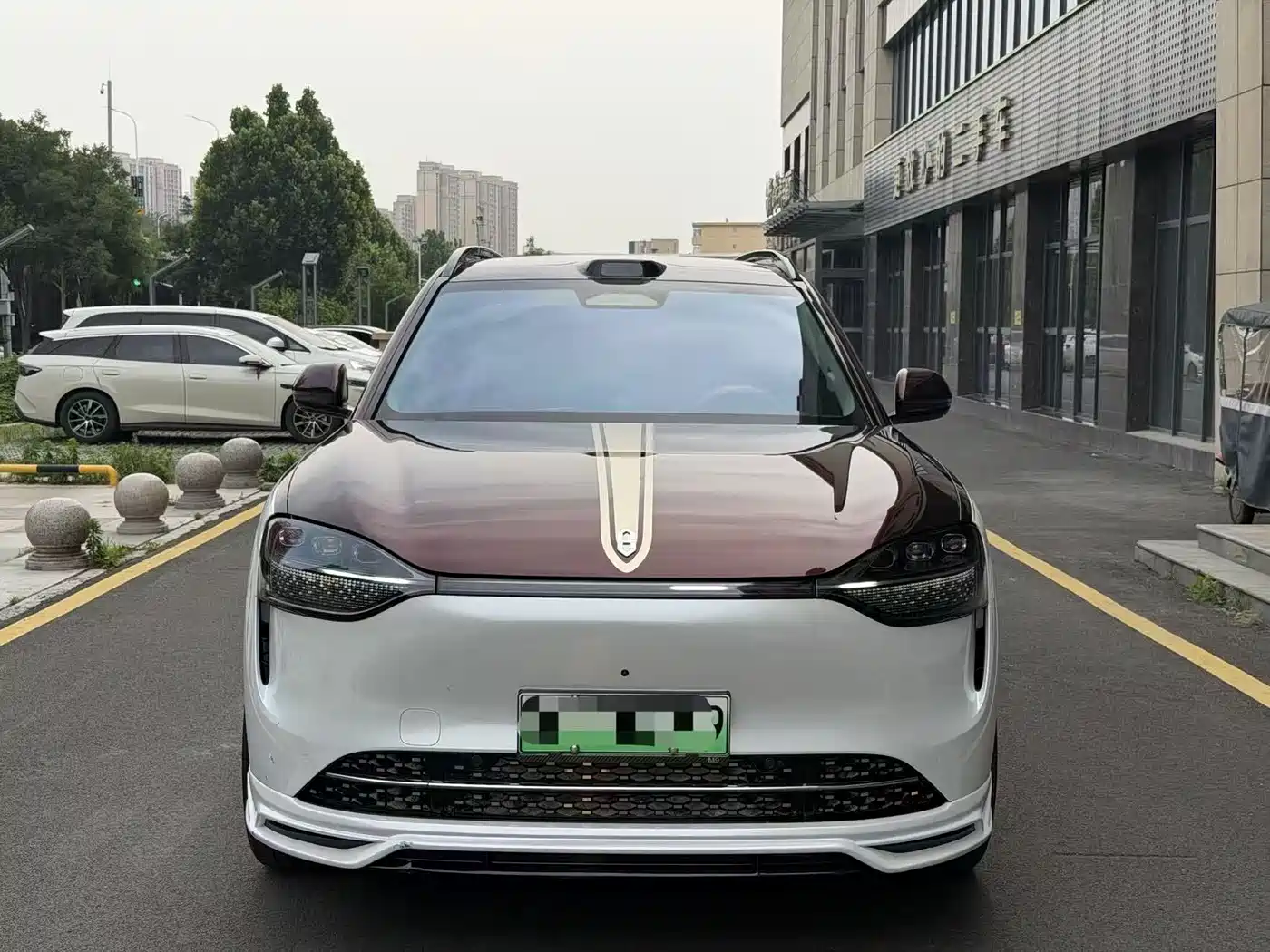 AITO Wenjie AITO M9 2025 Extended Range Max 52kWh 6-Seater фото 2