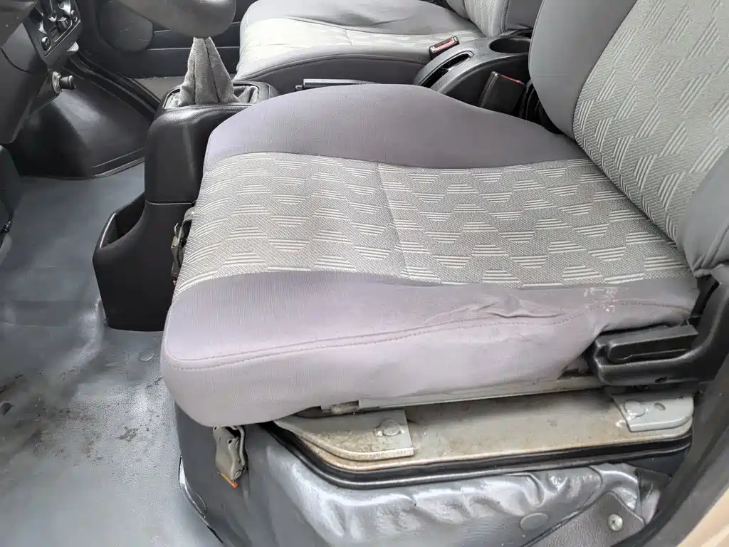 Wuling Motors Wuling Rongguang 2011 2011 1.2L Base Model