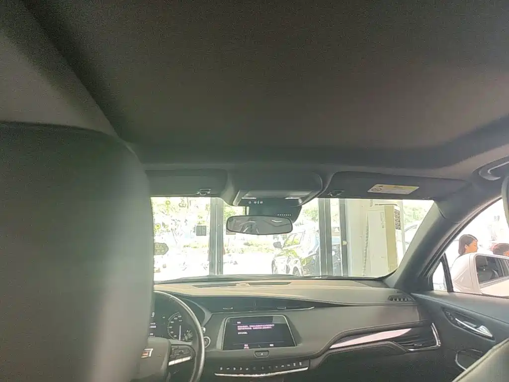Cadillac XT4 2022 2022 28T FWD Style