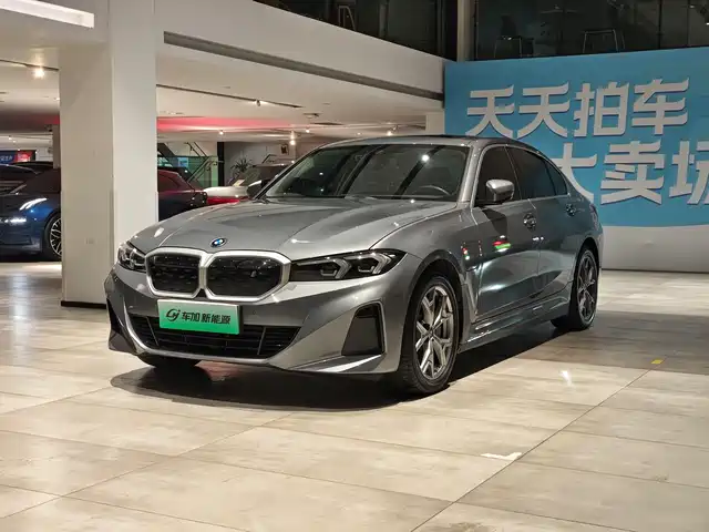 BMW i3 eDrive 35 L