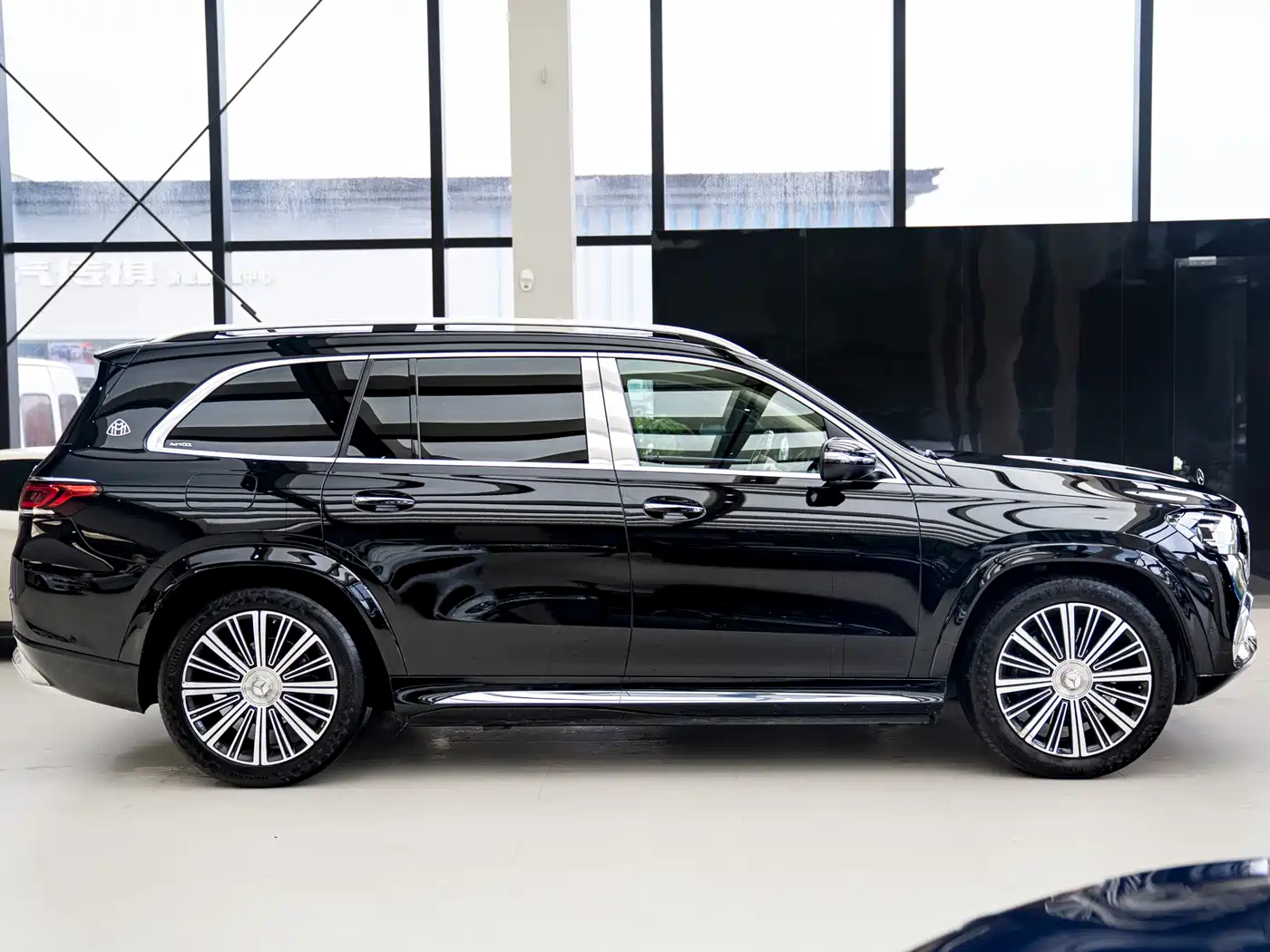 Mercedes-Benz Maybach GLS 2021 GLS 600 4MATIC Ritual Edition фото 6