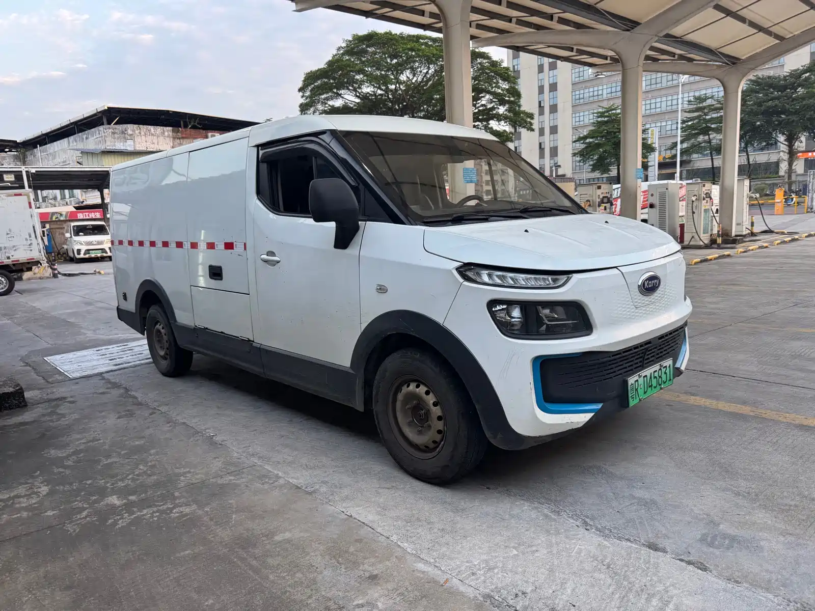 Фото 3 - Karry Dolphin EV