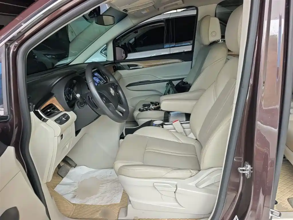 Buick GL8 2017 ES 28T Comfort Type China V фото 15